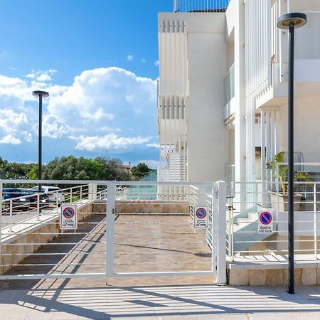 Exclusive Deluxe Apt Up To 6 People & Heated Tub Polignano a Mare Dış mekan fotoğraf