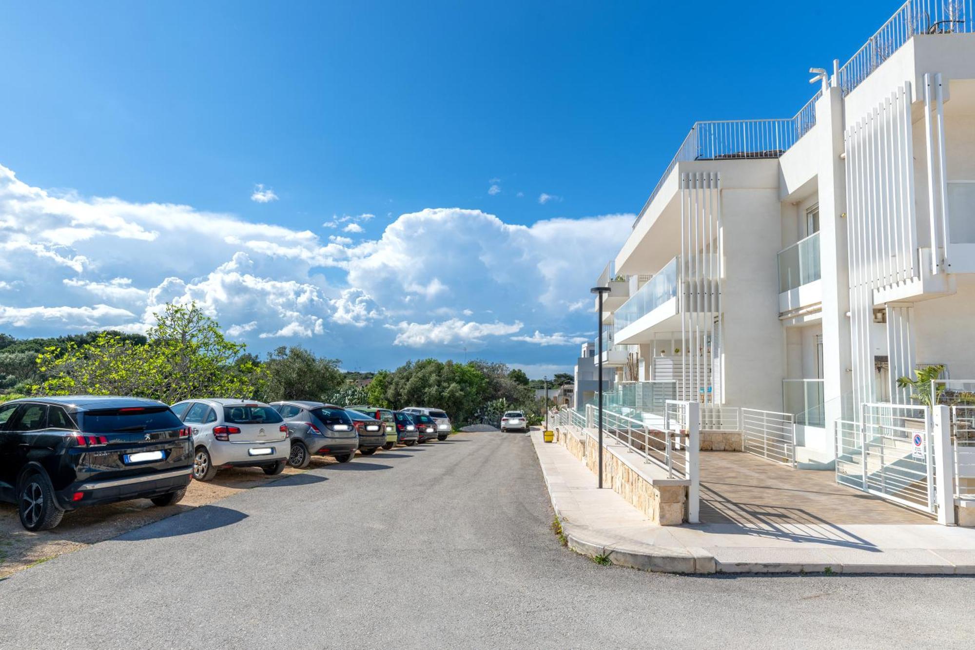 Exclusive Deluxe Apt Up To 6 People & Heated Tub Polignano a Mare Dış mekan fotoğraf