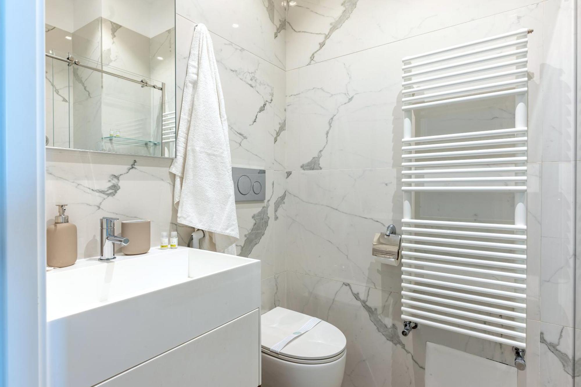 Exclusive Deluxe Apt Up To 6 People & Heated Tub Polignano a Mare Dış mekan fotoğraf
