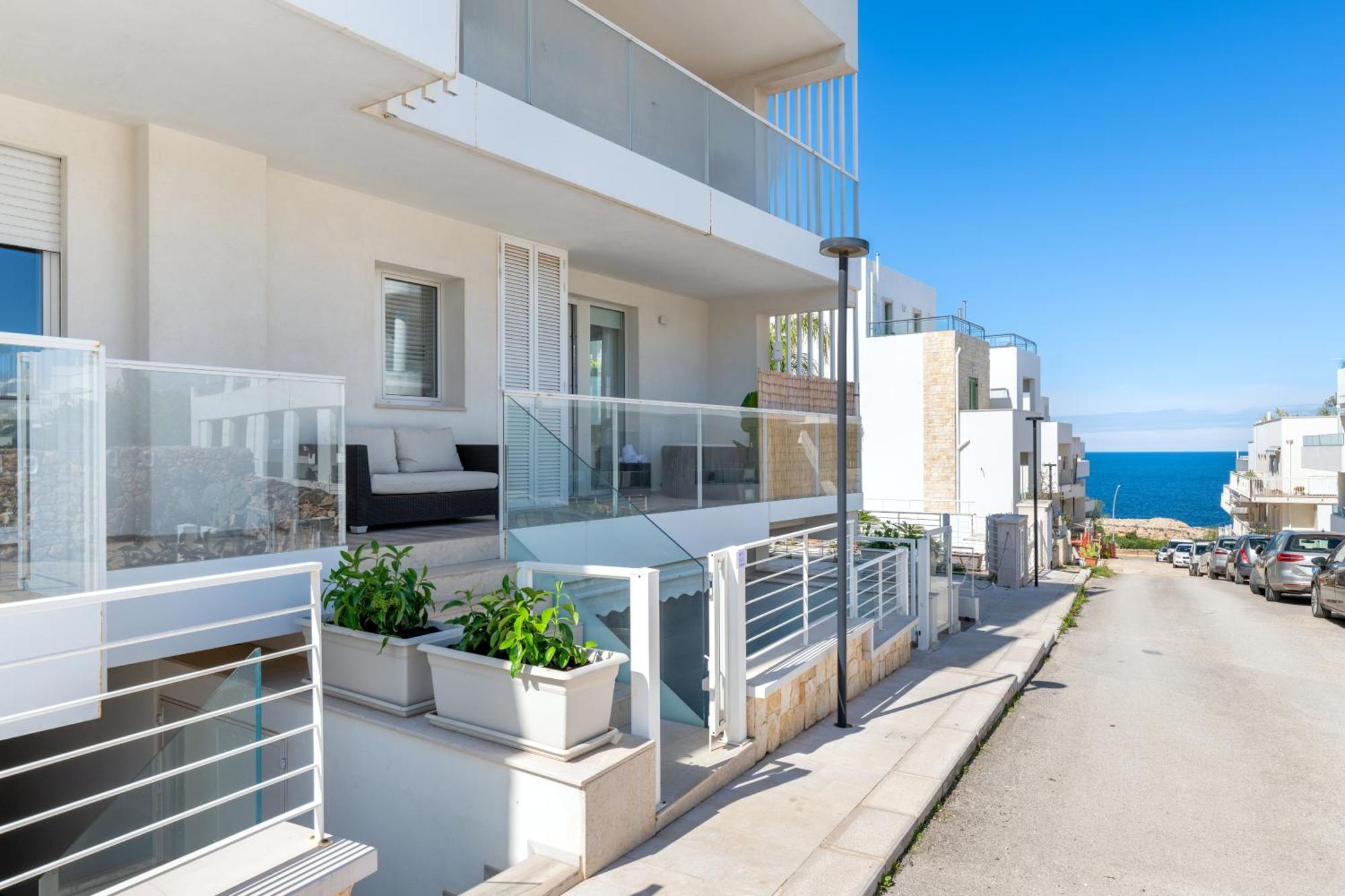 Exclusive Deluxe Apt Up To 6 People & Heated Tub Polignano a Mare Dış mekan fotoğraf