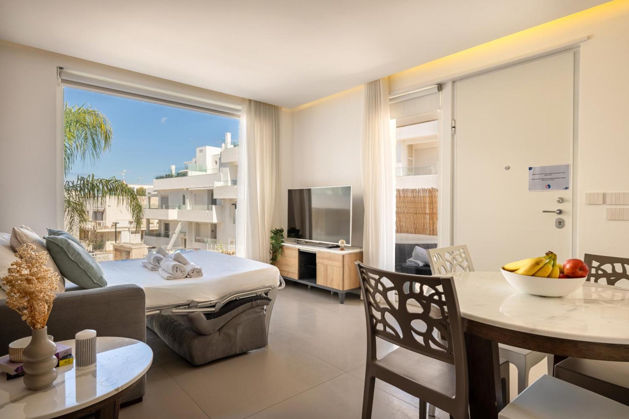 Exclusive Deluxe Apt Up To 6 People & Heated Tub Polignano a Mare Dış mekan fotoğraf