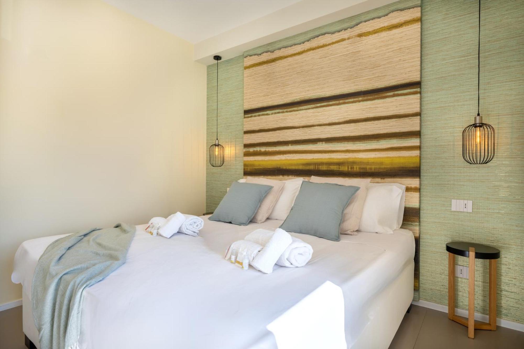 Exclusive Deluxe Apt Up To 6 People & Heated Tub Polignano a Mare Dış mekan fotoğraf
